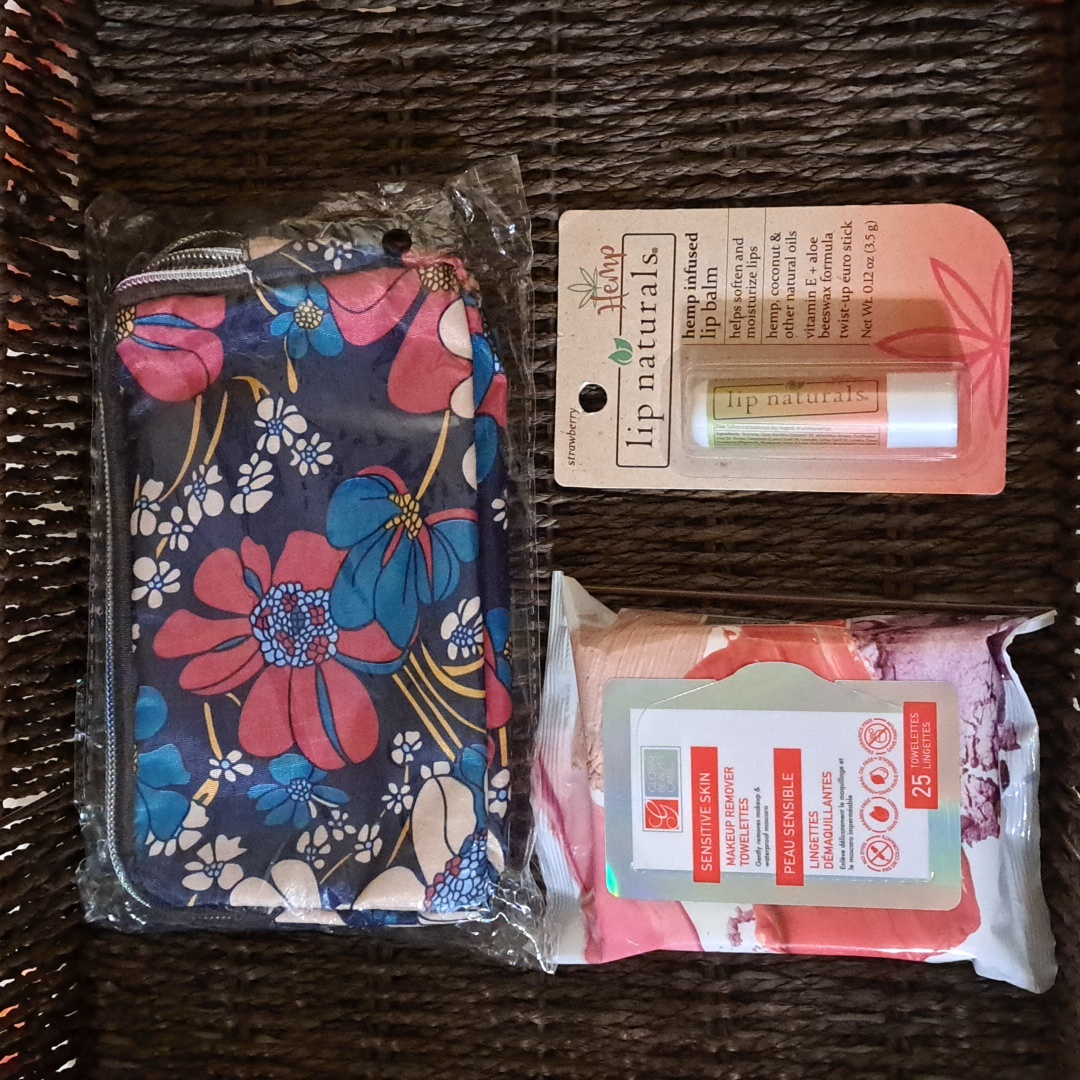 New Floral 3 Zipper Makeup Bag With Makeup Remover Wipes And Hemp Lip Balm